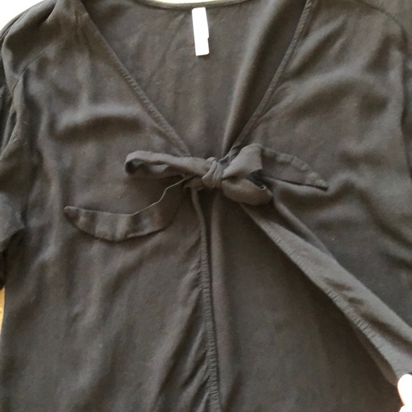 xhilaration black bell sleeve tie front top - Picture 3 of 10